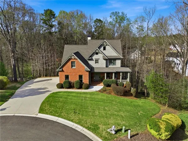 $799,900 | 7535 Antique Barn Avenue, Cumming, GA 30041