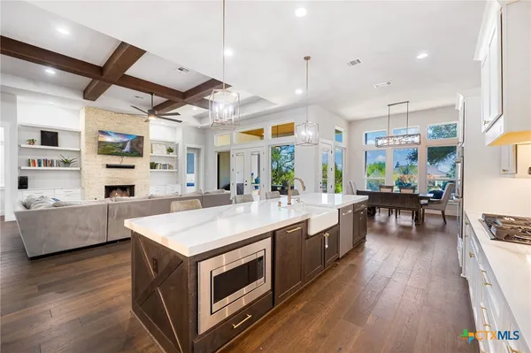 $999,999 | 2391 Appellation, New Braunfels, TX 78132