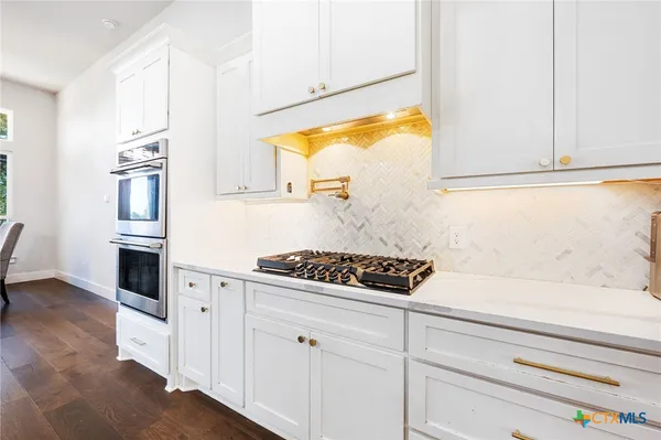 $999,999 | 2391 Appellation, New Braunfels, TX 78132