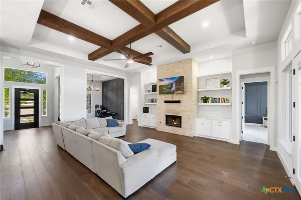$999,999 | 2391 Appellation, New Braunfels, TX 78132
