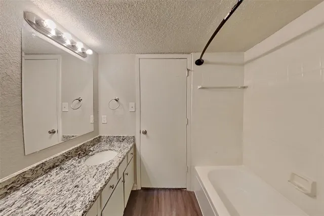 $1,975 | 4408 Timber Run Drive, Arlington, TX 76001