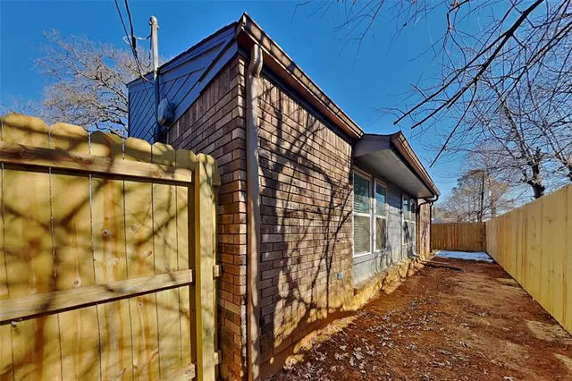 $1,975 | 4408 Timber Run Drive, Arlington, TX 76001