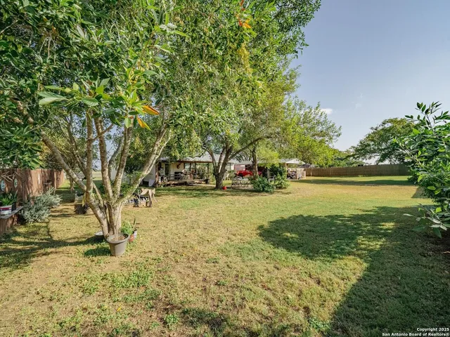 $475,000 | 5820 South Loop 1604 West, Von Ormy, TX 78073