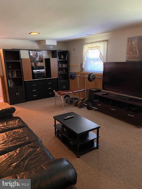 4820 Newman Road Temple Hills, MD 20748 - Photo 16 of 23 Family Room 2