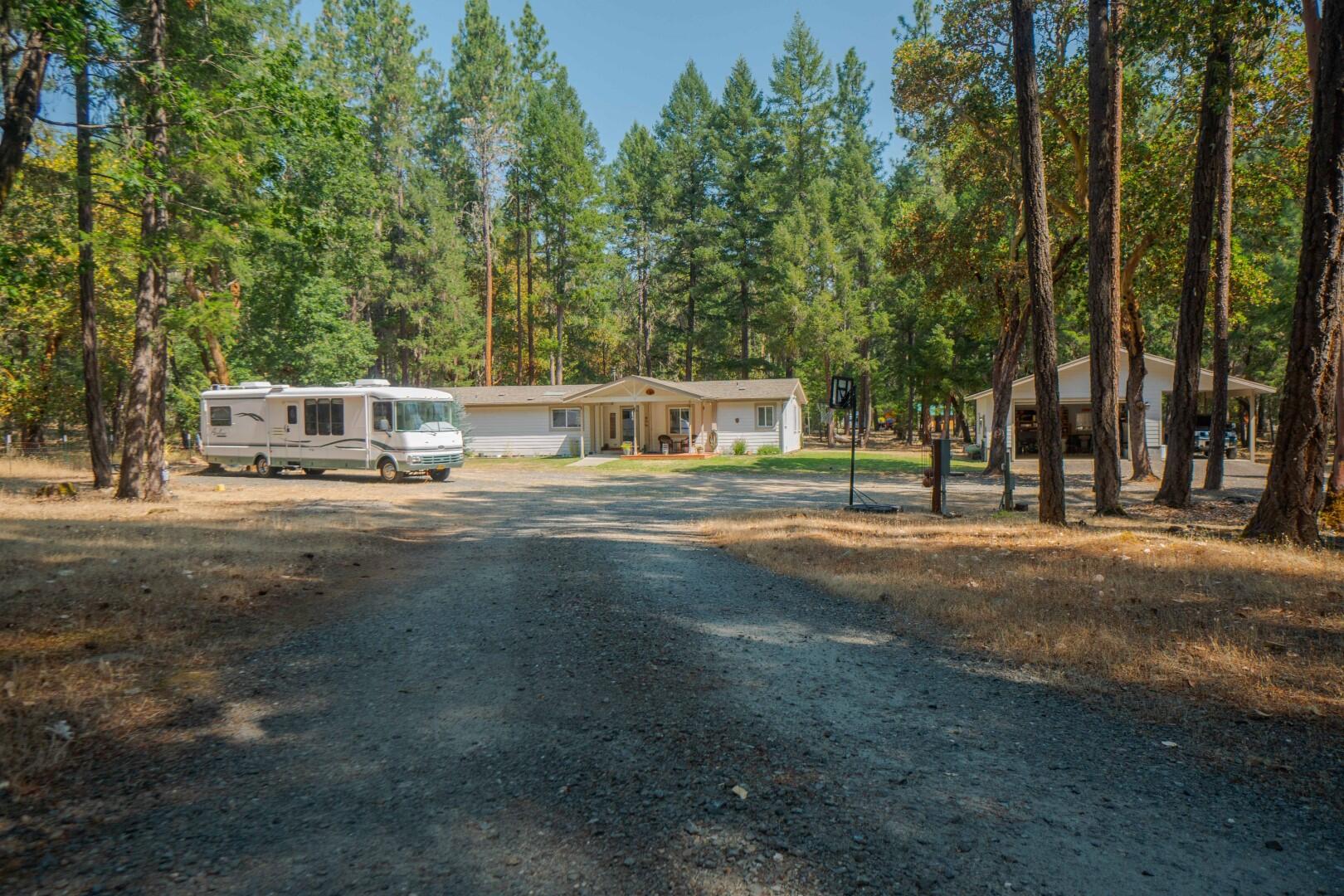 1111 Powell Creek Road Williams, OR 97544 - Photo 75 of 85 DSC01077