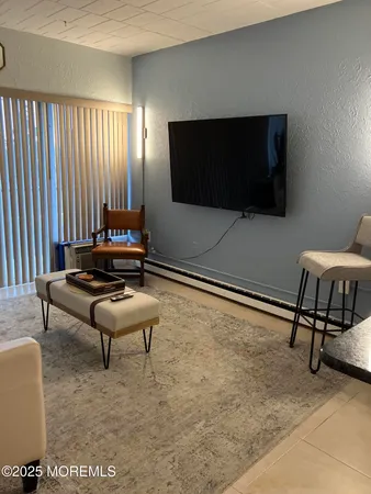 $2,300 | 21 Leroy Place, Unit 1E, Red Bank, NJ 07701