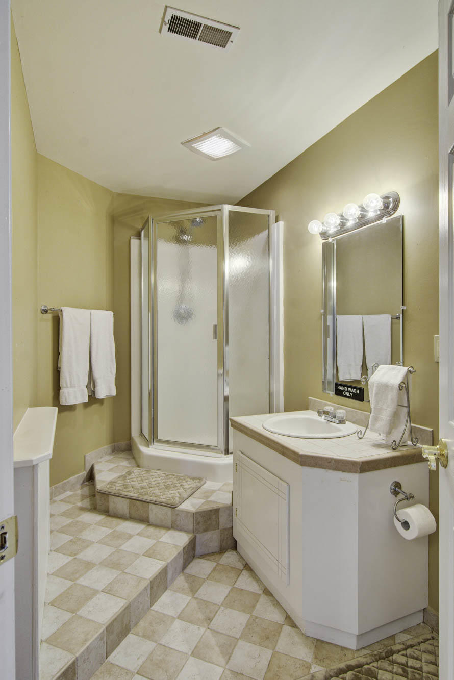 119 Walton Grove Road Summerville, SC 29483 - Photo 27 of 55 Mother in Law Bath