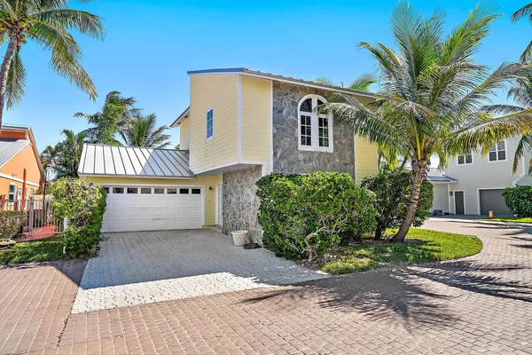 $825,000 | 301 Xanadu Place, Jupiter, FL 33477