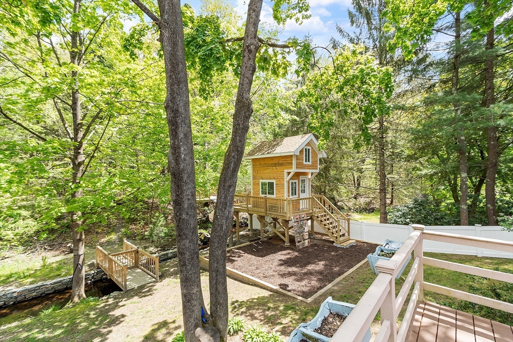 35 Hiram Road Framingham, MA 01701 - Photo 8 of 42 Gallery Image 8