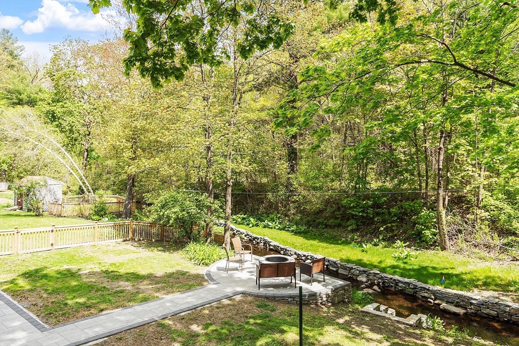 35 Hiram Road Framingham, MA 01701 - Photo 9 of 42 Gallery Image 9