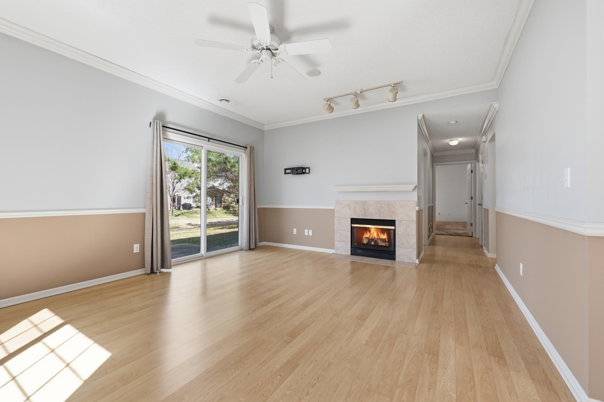 8507 Grove Circle Shakopee, MN 55379 - Photo 5 of 18