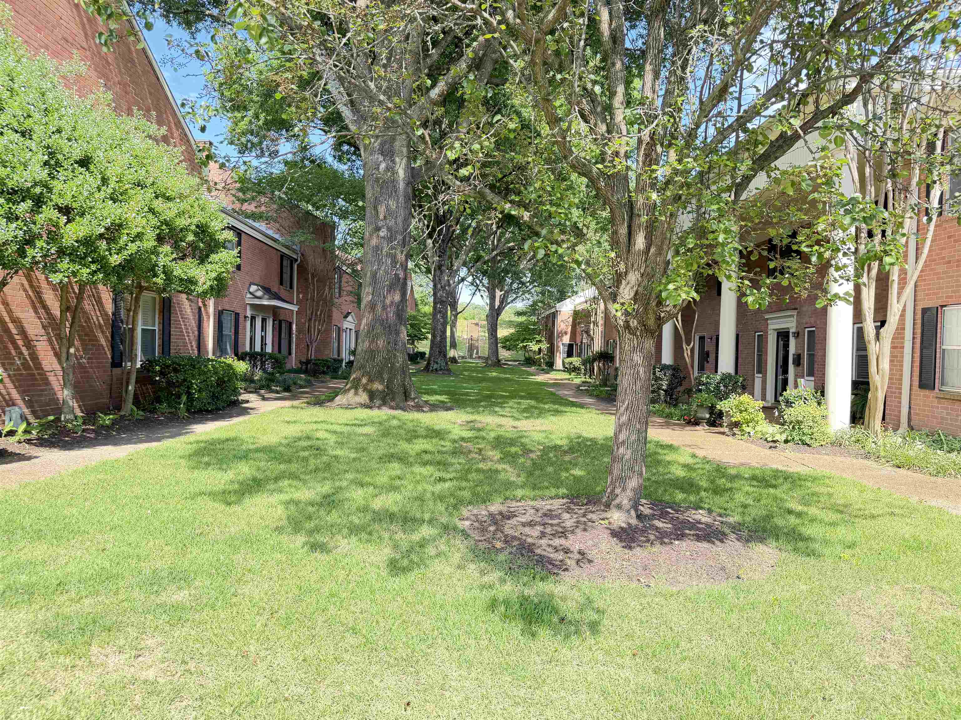 5718 Quince Road, Unit 13 Memphis, TN 38119 - Photo 1 of 32