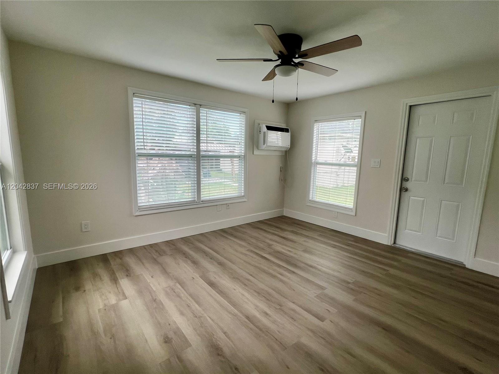 161 Northwest 6th Street, Unit 2 Homestead, FL 33030 - Photo 4 of 11