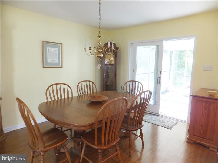 406 Valley View Road Willow Grove, PA 19090 - Photo 13 of 25 Gallery Image 13