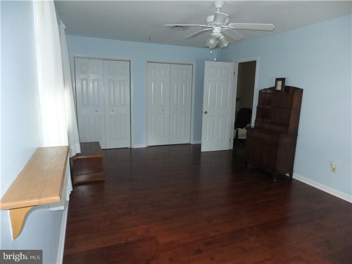 406 Valley View Road Willow Grove, PA 19090 - Photo 22 of 25 Gallery Image 22