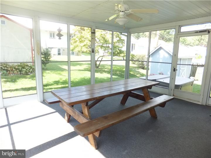 406 Valley View Road Willow Grove, PA 19090 - Photo 10 of 25 Gallery Image 10