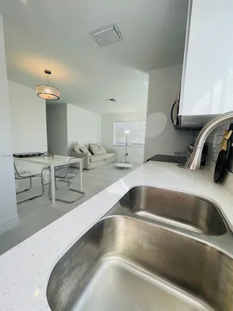 $2,250 | 1515 Northeast 110th Street, Unit 1, Miami, FL 33161