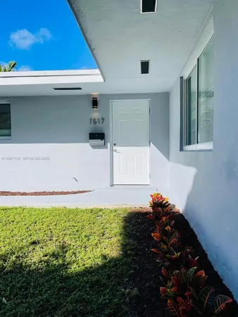 $2,250 | 1515 Northeast 110th Street, Unit 1, Miami, FL 33161