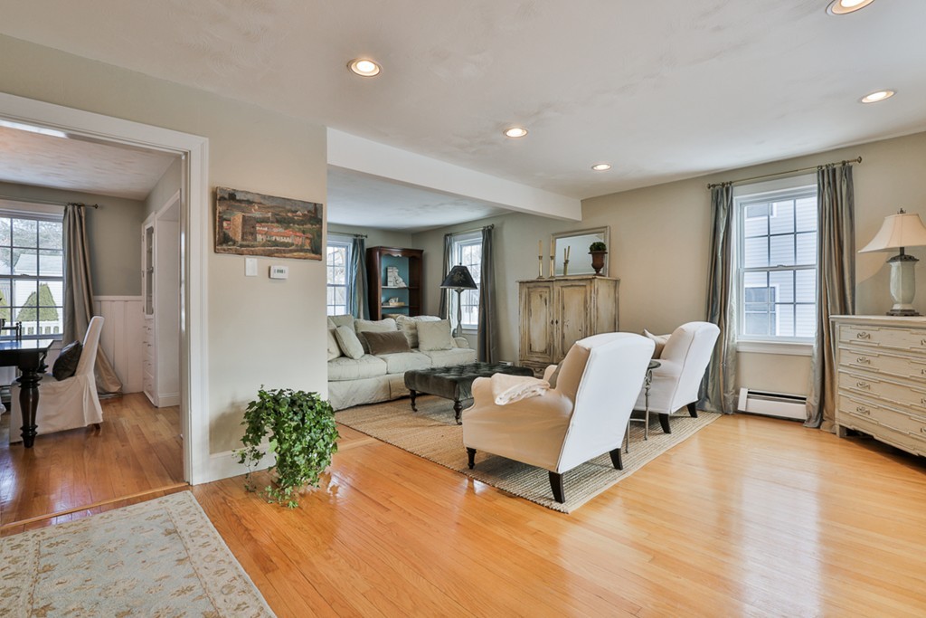 38 Putnam Road North Andover, MA 01845 - Photo 12 of 28 Gallery Image 12