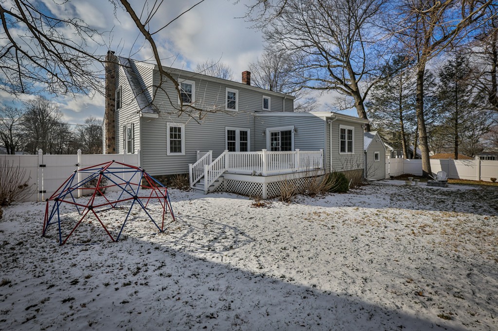 38 Putnam Road North Andover, MA 01845 - Photo 2 of 28 Gallery Image 2