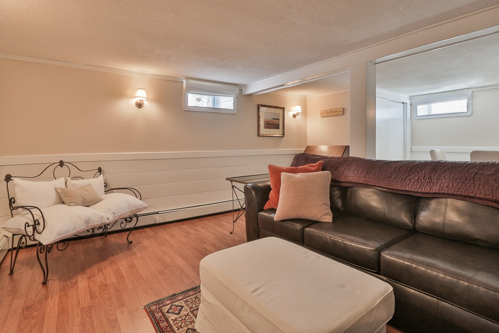 38 Putnam Road North Andover, MA 01845 - Photo 26 of 28 Gallery Image 26