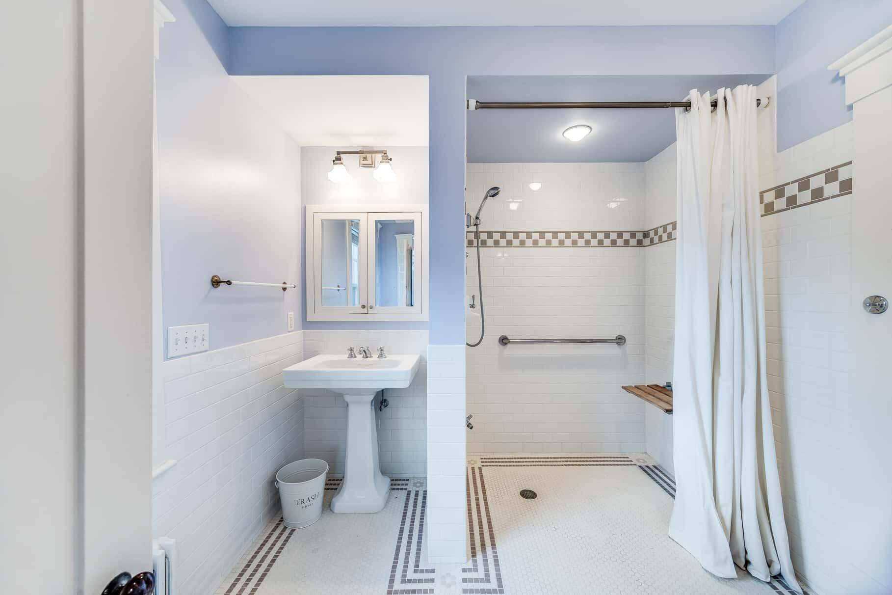 10 Bank Street Wellfleet, MA 02667 - Photo 18 of 49 023