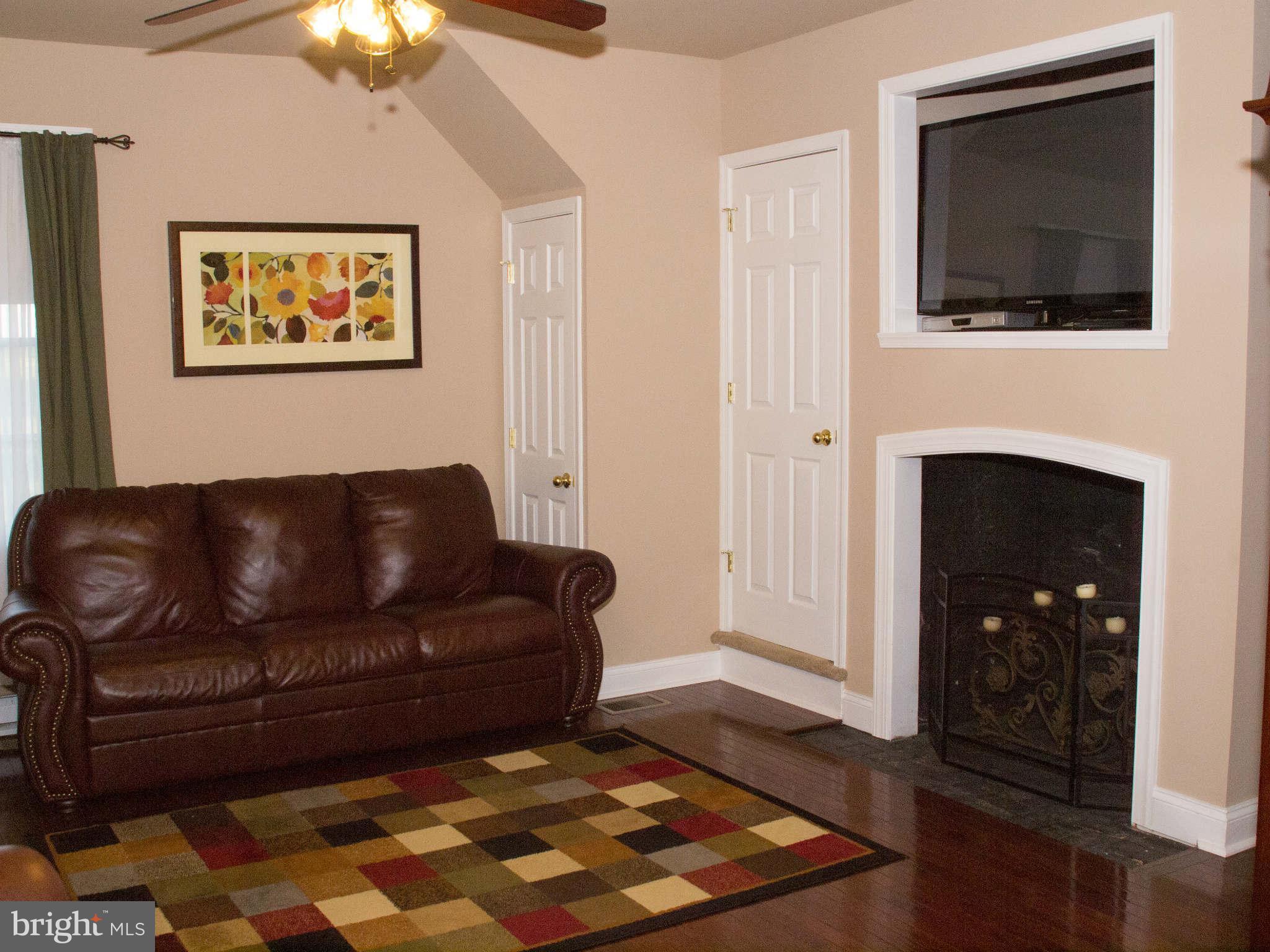 4721 Line Road Whiteford, MD 21160 - Photo 8 of 19 Interior (General)