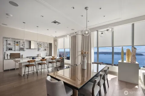 $1,390,000 | 2510 6th Avenue, Unit 2502, Seattle, WA 98121