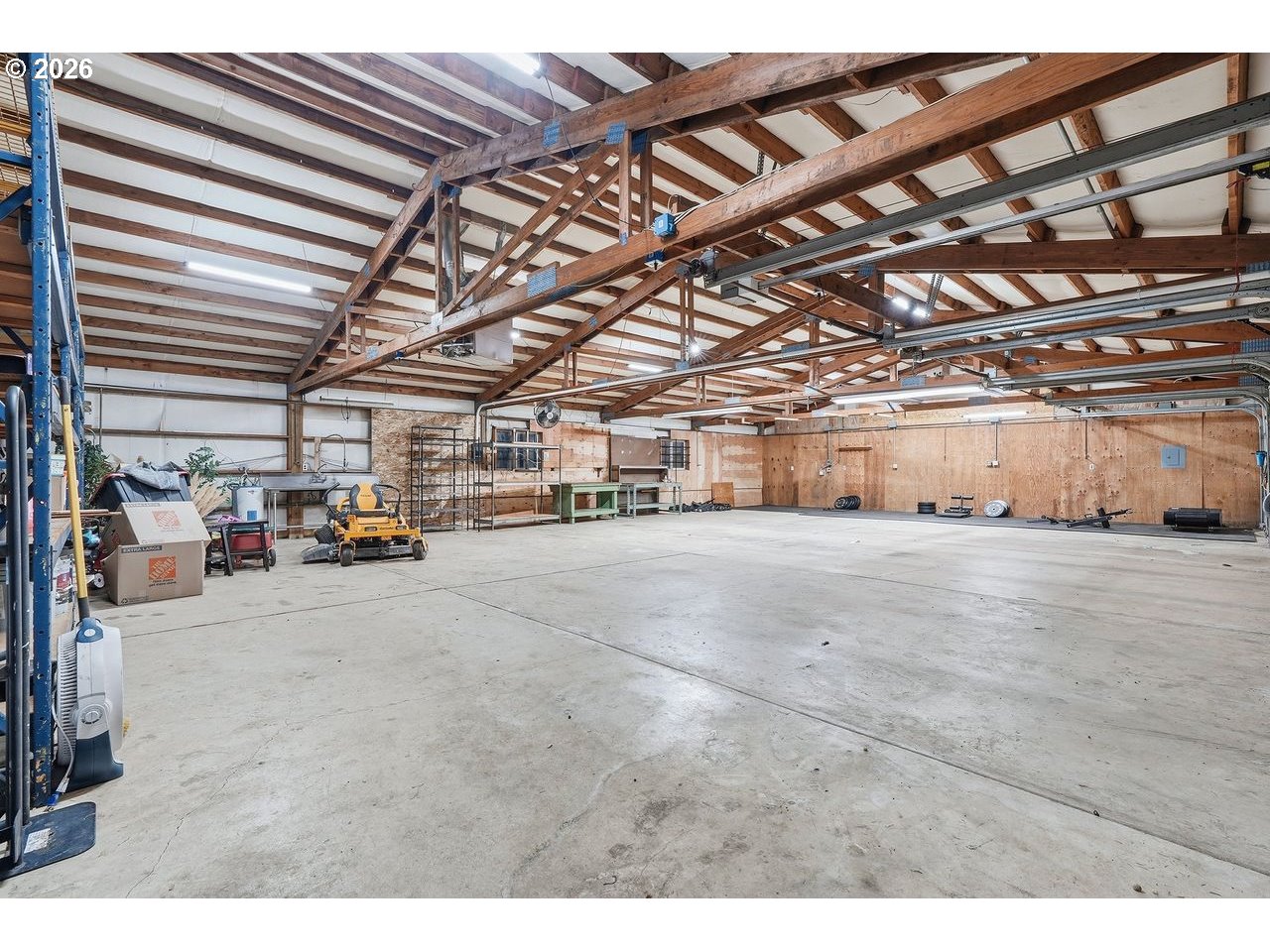 20044 South Fischers Mill Road Oregon City, OR 97045 - Photo 33 of 48 a view of parking area