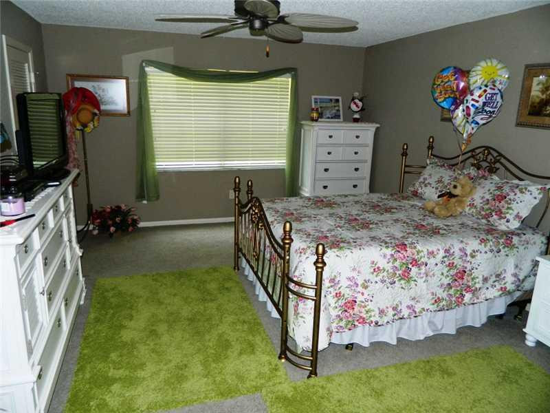 21726 Arriba Real, Unit E Boca Raton, FL 33433 - Photo 7 of 17 Master Bedroom