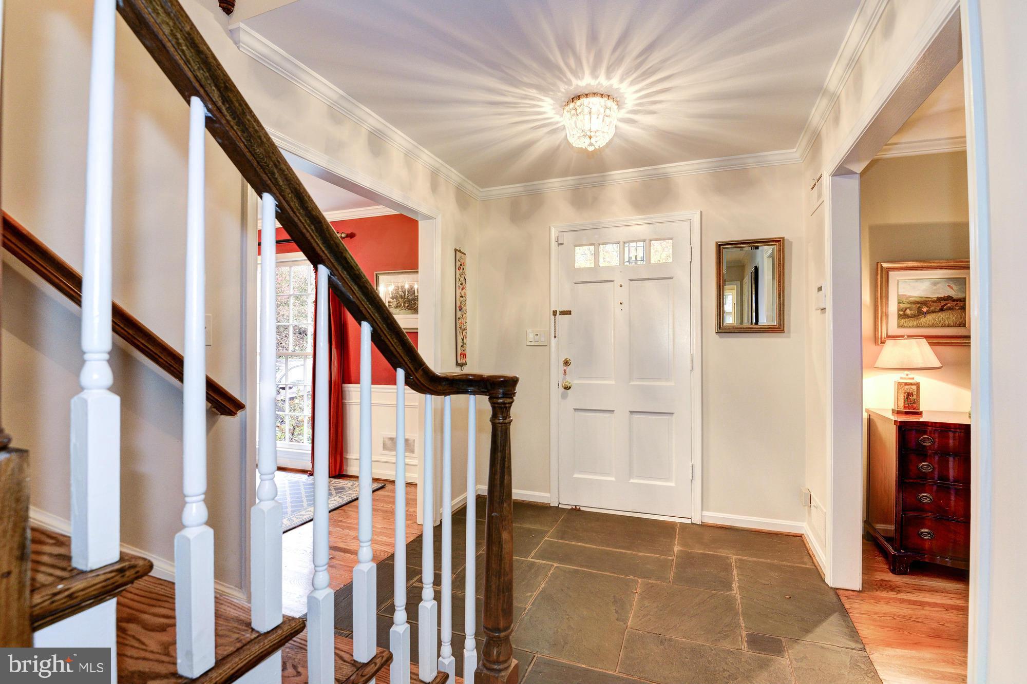 7915 Greentree Road Bethesda, MD 20817 - Photo 2 of 30 Interior (General) - Center Hallway