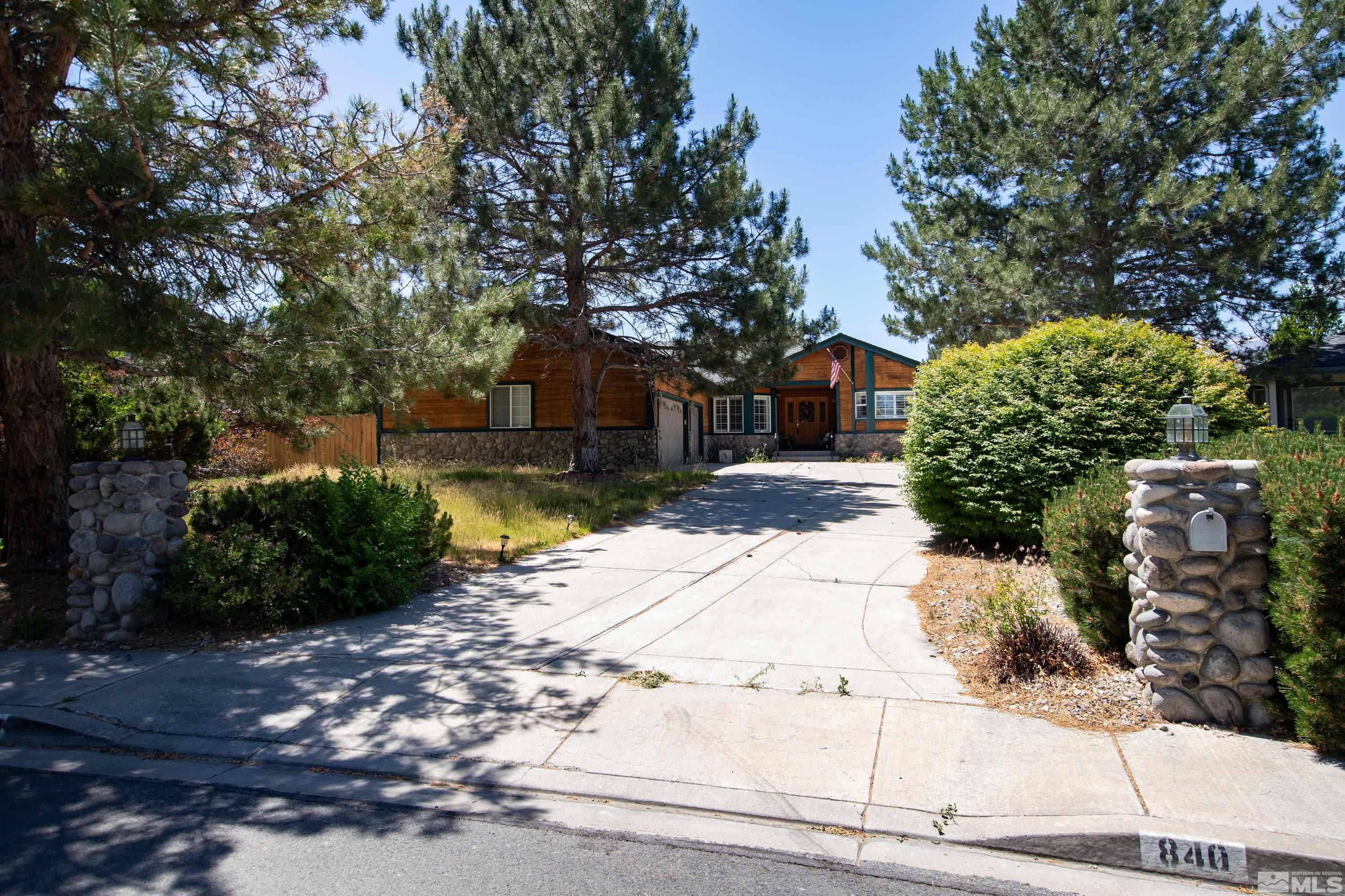 840 Huffaker Estates Circle Reno, NV 89511 - Photo 2 of 39 Photo 2