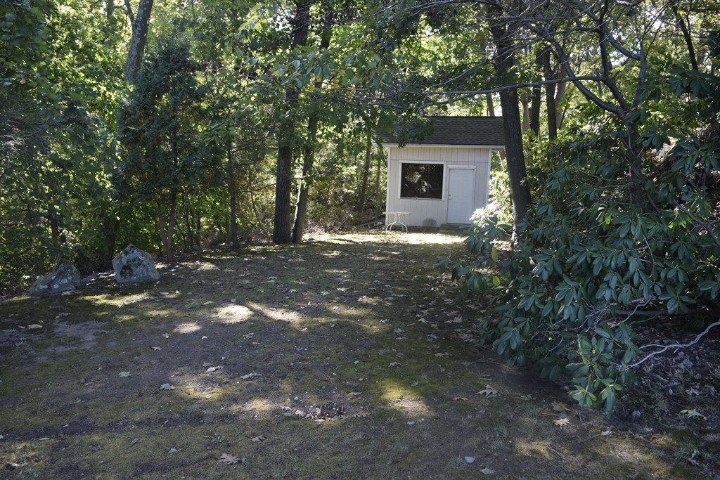 85 Woodcliff Road Brookline, MA 02467 - Photo 25 of 27