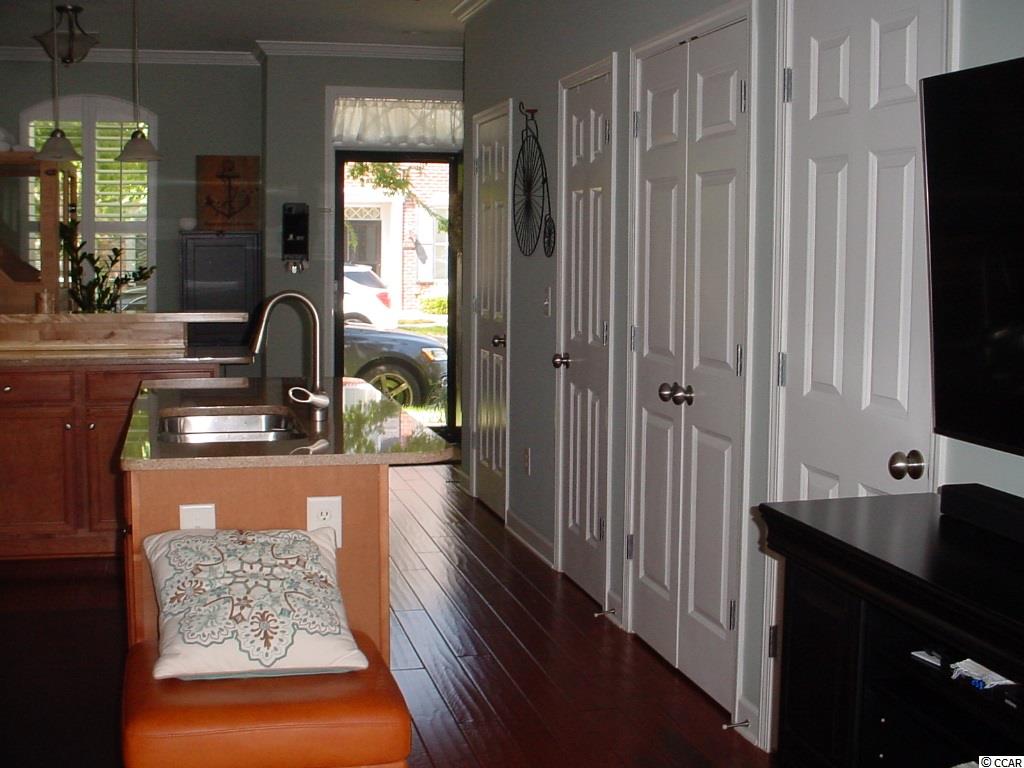 945 F Rosencrans Lane, Unit F Myrtle Beach, SC 29577 - Photo 2 of 21 Gallery Image 2