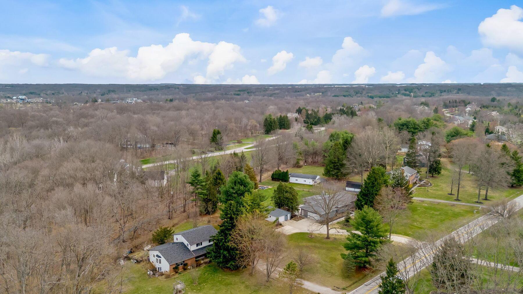 2260 Carriage Road Powell, OH 43065 - Photo 14 of 71 12-web-or-mls-2260 Carriage Rd-112