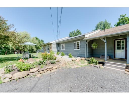19 Holland Road Wales, MA 01081 - Photo 3 of 32 Gallery Image 3