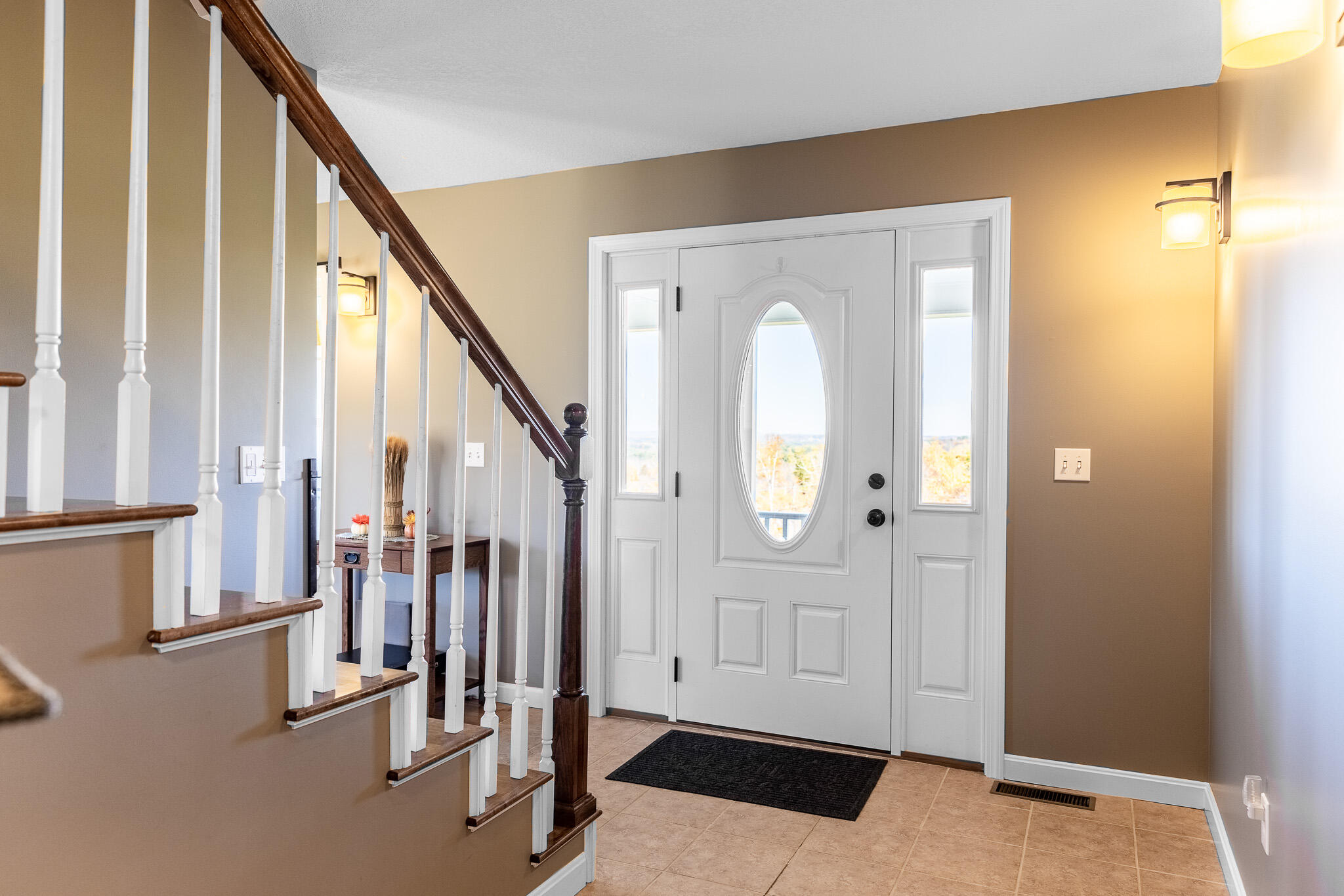 181 Back Road Skowhegan, ME 04976 - Photo 11 of 44 Front door