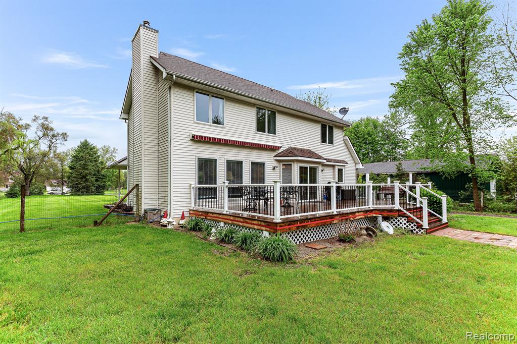 27777 Grix Road New Boston, MI 48164 - Photo 13 of 53 Gallery Image 13