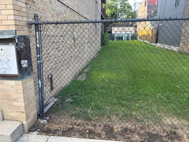 $560,000 | 2150 West Chicago Avenue, Chicago, IL 60622