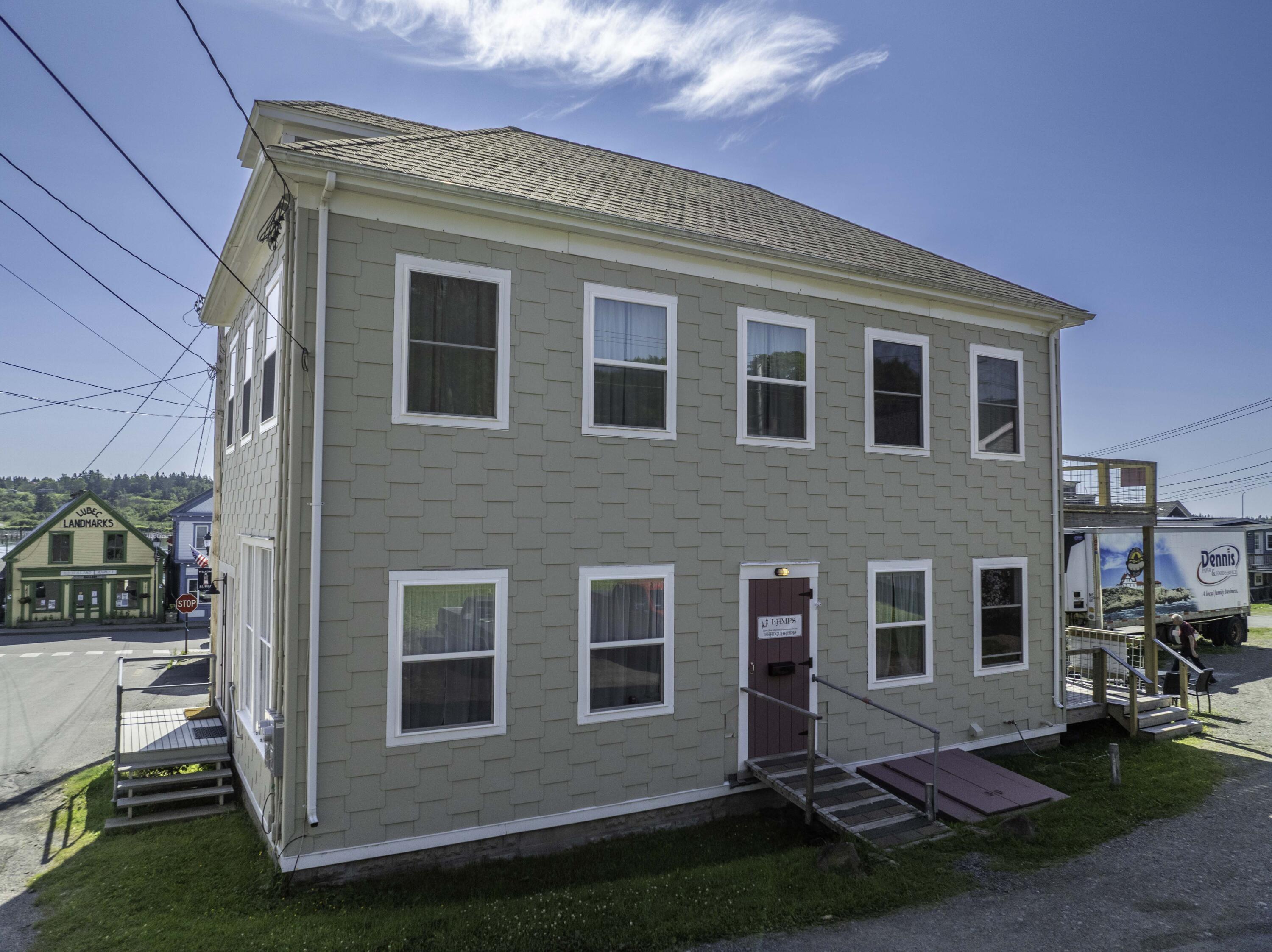 6 School Street Lubec, ME 04652 - Photo 5 of 95 6 School Street, Lubec (16 of 30)