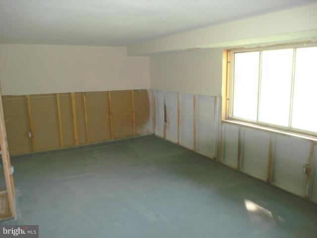 19501 Gunners Branch Road, Unit 813 Germantown, MD 20876 - Photo 6 of 14 Living Room