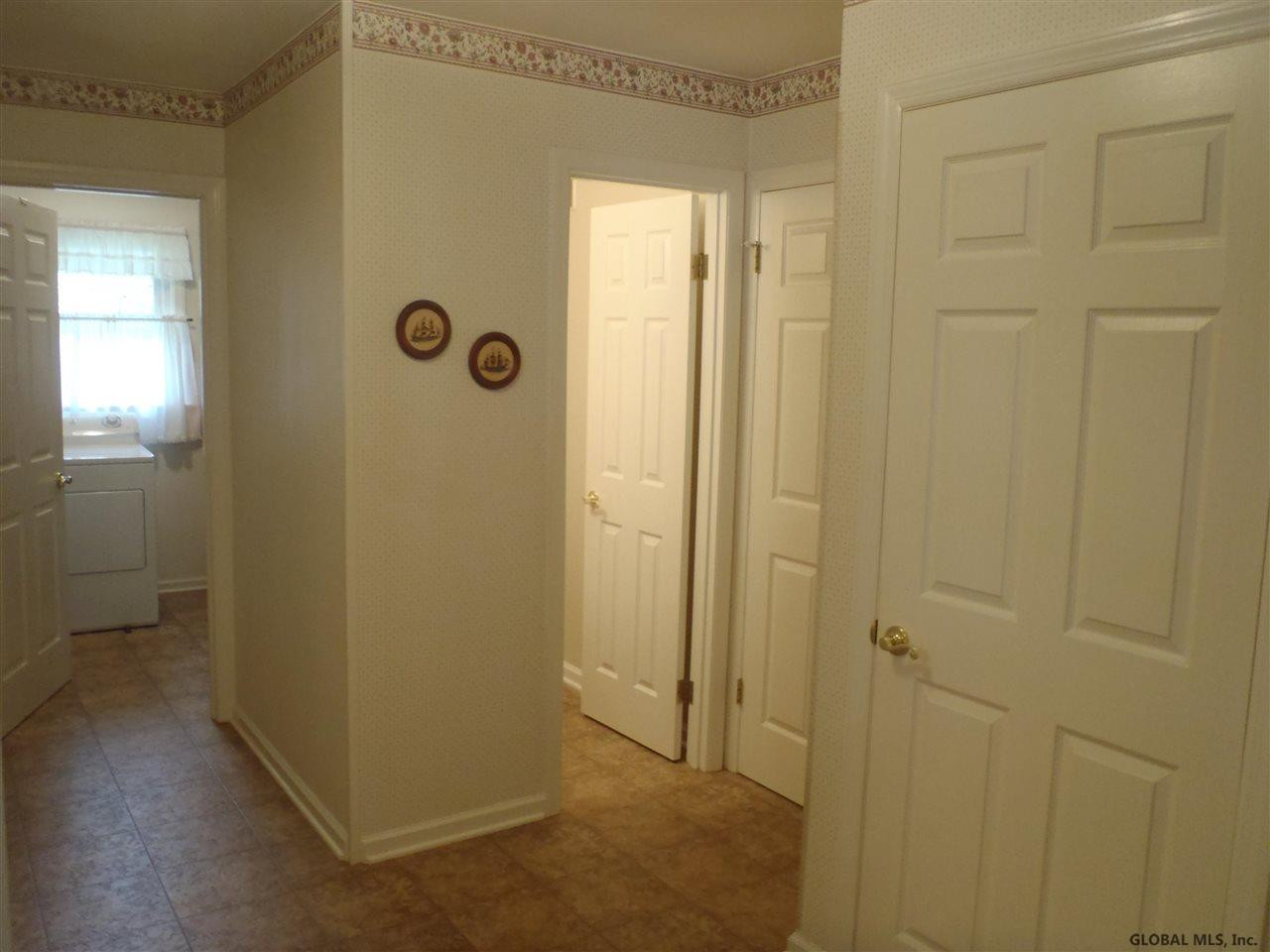 78 Mordella Road Colonie, NY 12205 - Photo 19 of 25 Photo 19