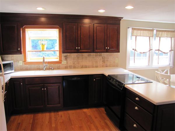20 Lexington Road Shrewsbury, MA 01545 - Photo 4 of 22 Gallery Image 4
