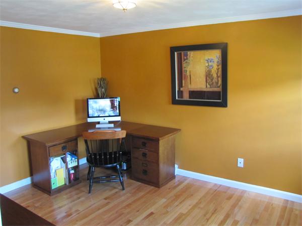 20 Lexington Road Shrewsbury, MA 01545 - Photo 9 of 22 Gallery Image 9