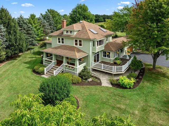 $695,000 | 427 North Maple Lane, Rochester, WI 53105