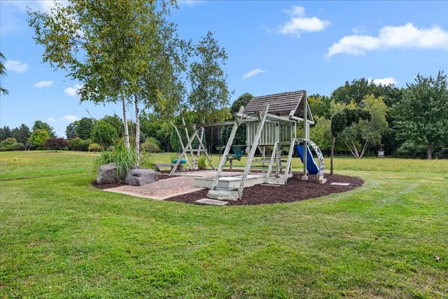 $695,000 | 427 North Maple Lane, Rochester, WI 53105