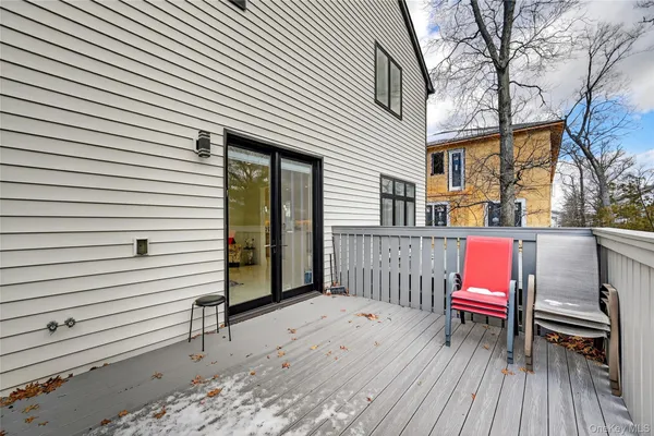 $1,699,000 | 27 Ellish Parkway, Unit 203, Spring Valley, NY 10977