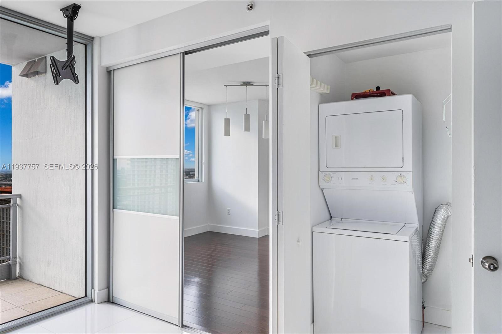 92 Southwest 3rd Street, Unit 4109 Miami, FL 33130 - Photo 14 of 23 Photo 14