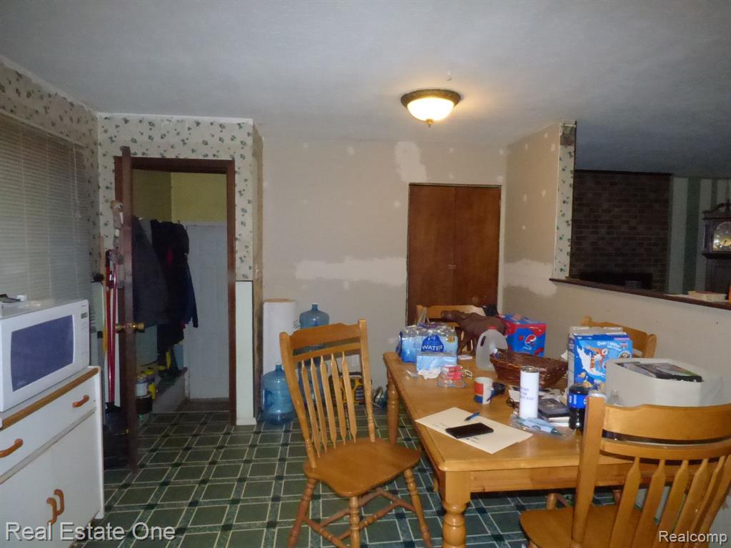 3509 Five Mile Road South Lyon, MI 48178 - Photo 17 of 45 Gallery Image 17