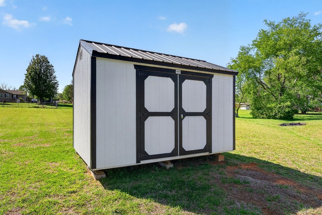 8664 Old Kentucky Road Sparta, TN 38583 - Photo 39 of 45